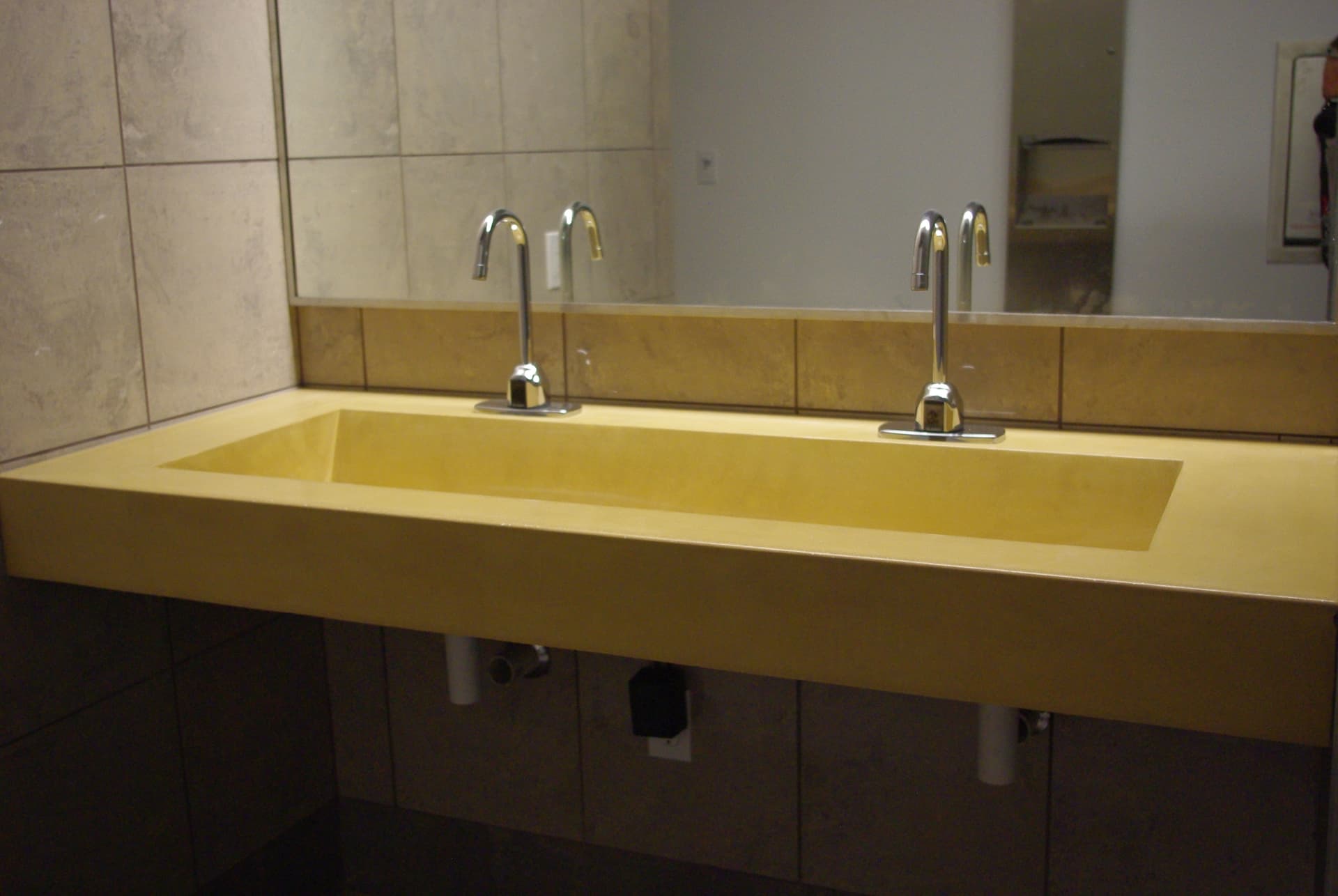 Undermount vanity top